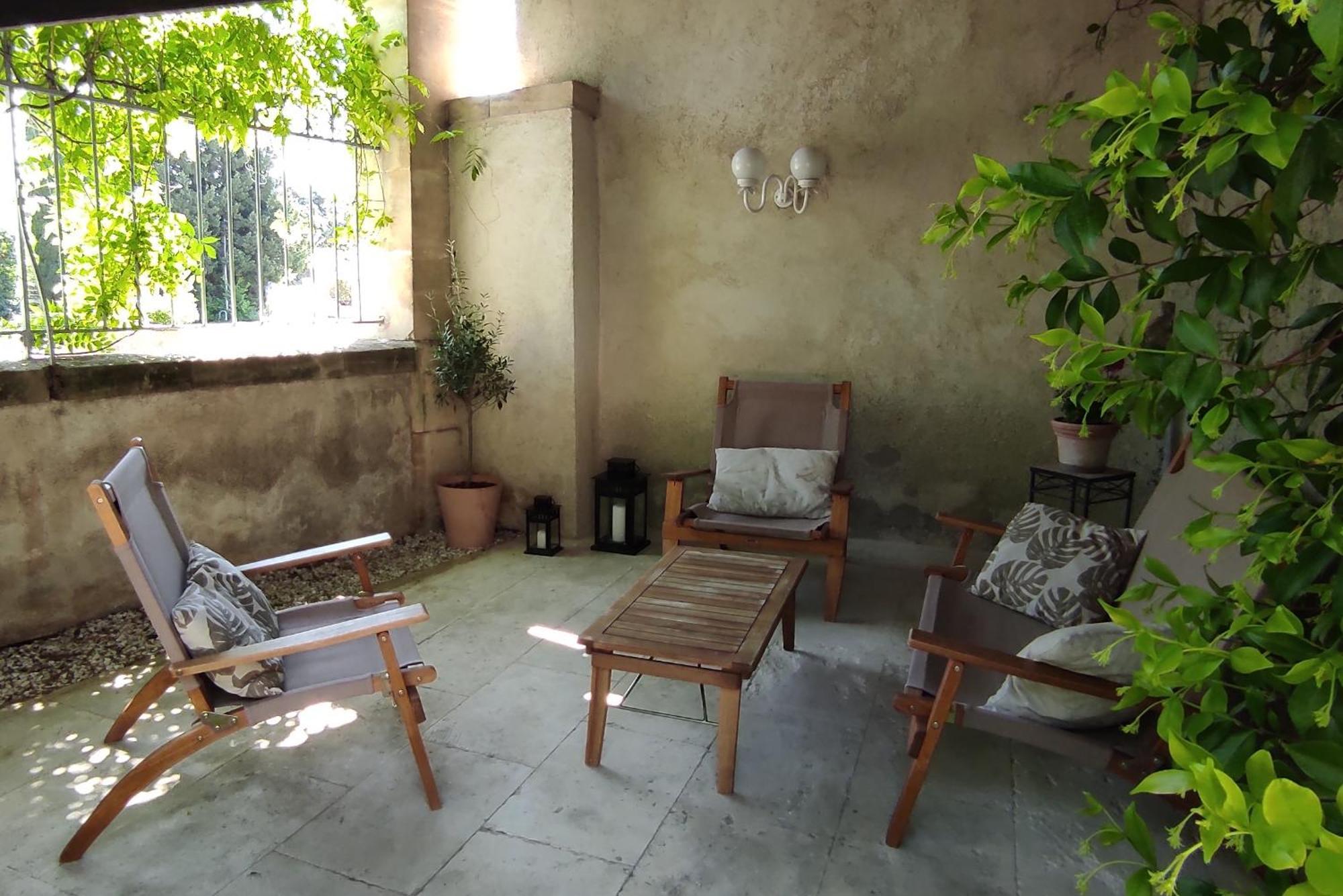 Mas D'Alaure B&B Verquieres Экстерьер фото