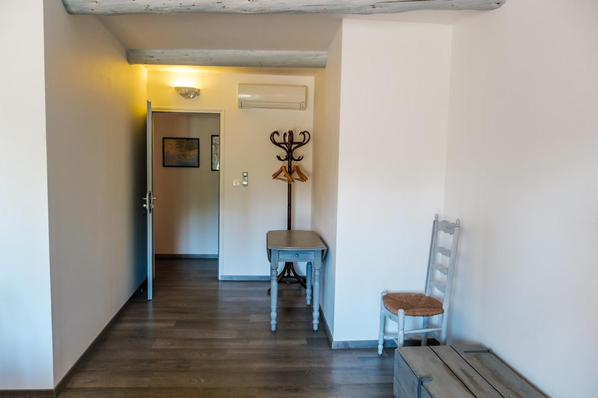 Mas D'Alaure B&B Verquieres Экстерьер фото