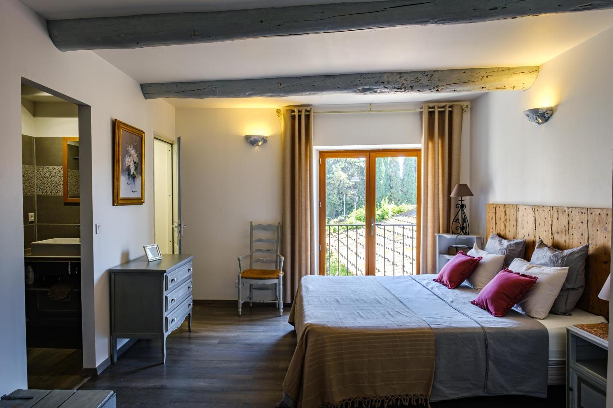 Mas D'Alaure B&B Verquieres Экстерьер фото