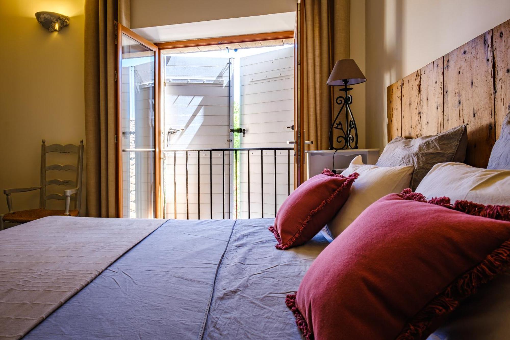 Mas D'Alaure B&B Verquieres Экстерьер фото
